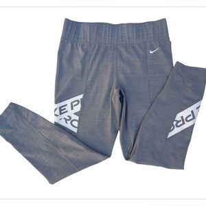 NIKE NWOT Women’s Pro-Fit Cropped Graphic Leggings Size: L